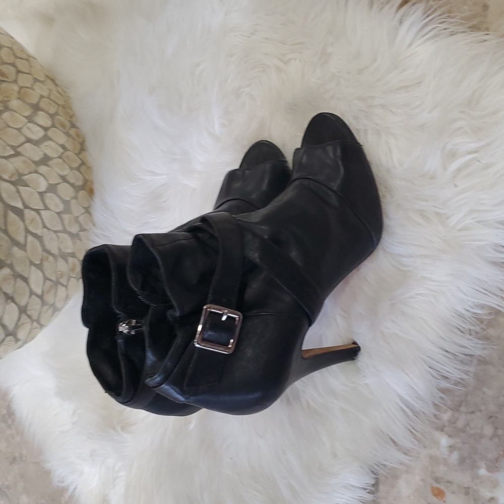 Vince camuto black women's leather open toe bootie heel boots size 7.5M - Picture 7 of 16